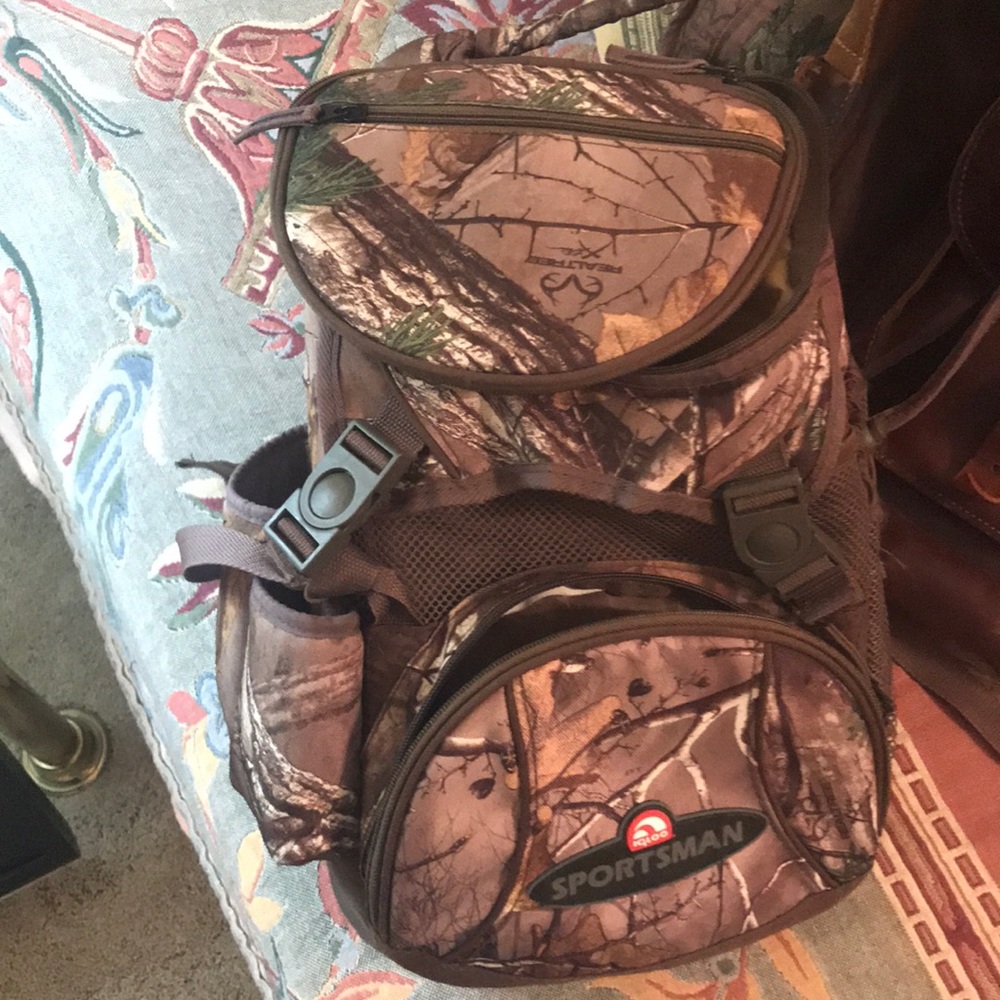 Sportsman igloo ice chest backpack